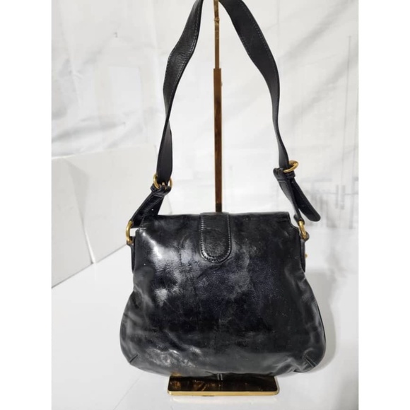 Authentic Gucci Vintage Patent Wave Flap Shoulder Bag Black - Picture 4 of 15